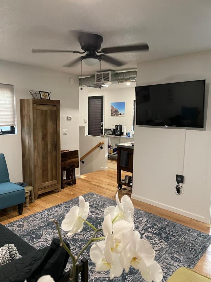 The Upper Room At Casa1022 Compound Albuquerque Luaran gambar
